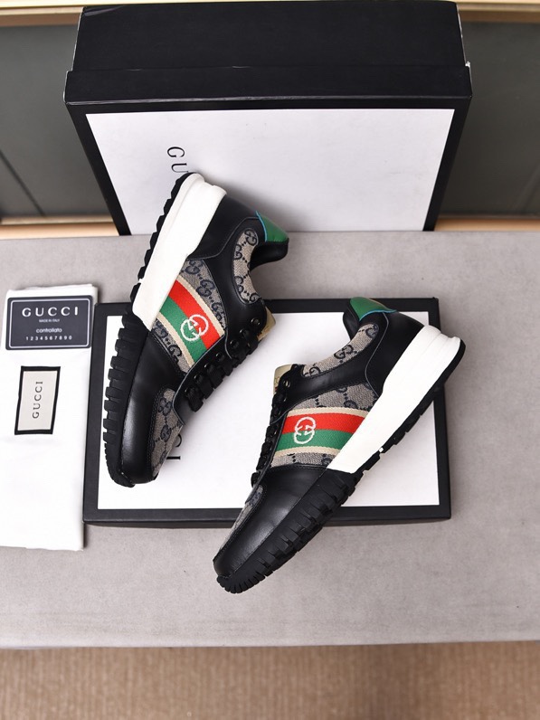 Gucci Sneakers